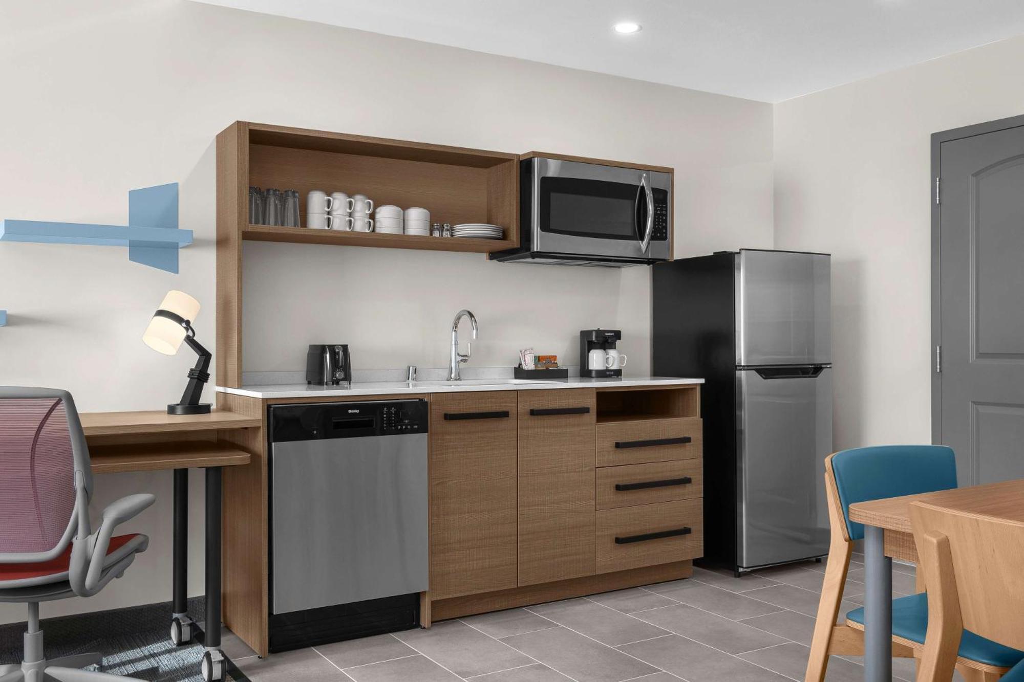 Home2 Suites By Hilton Юрика Экстерьер фото