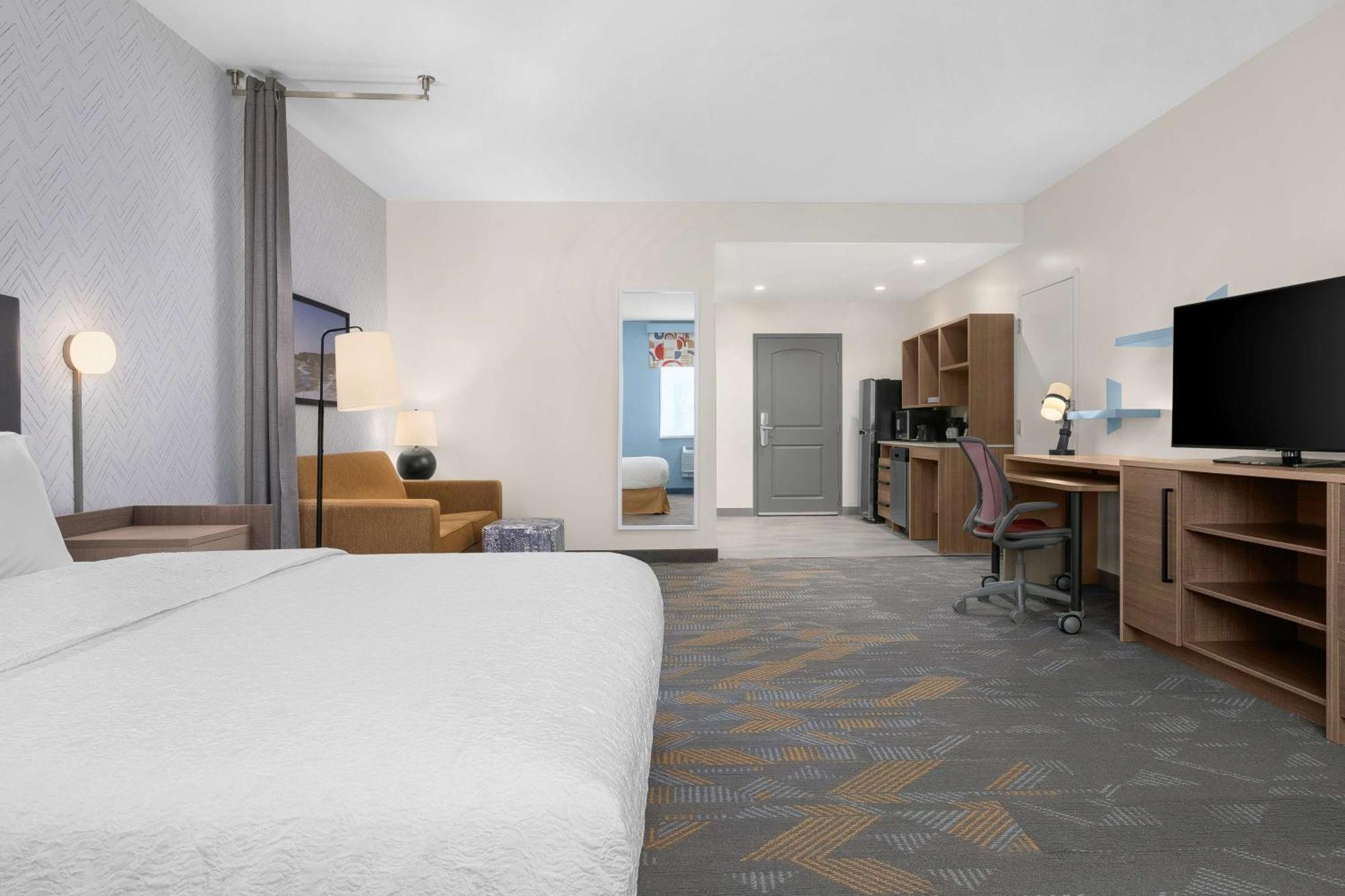 Home2 Suites By Hilton Юрика Экстерьер фото