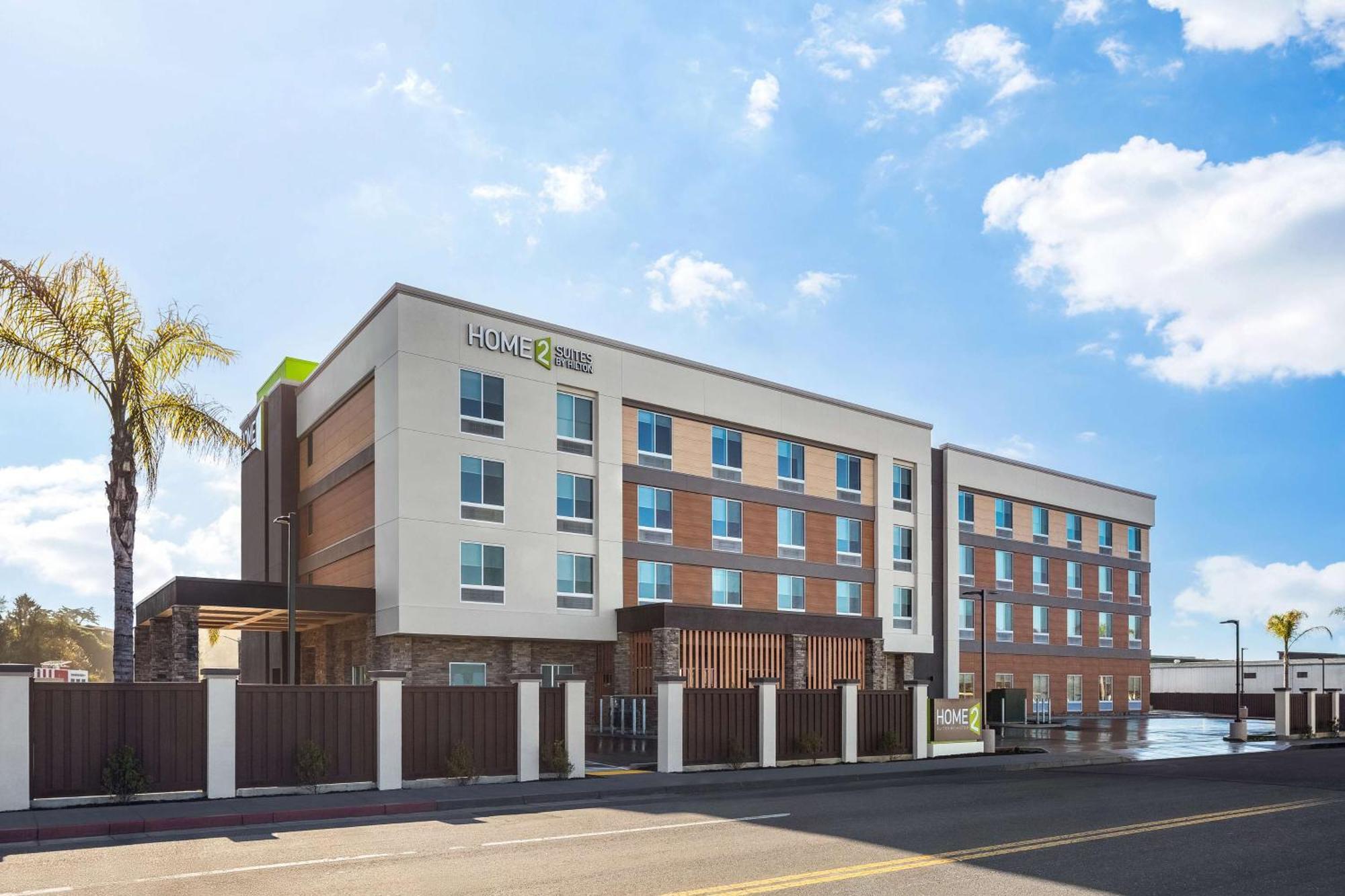 Home2 Suites By Hilton Юрика Экстерьер фото