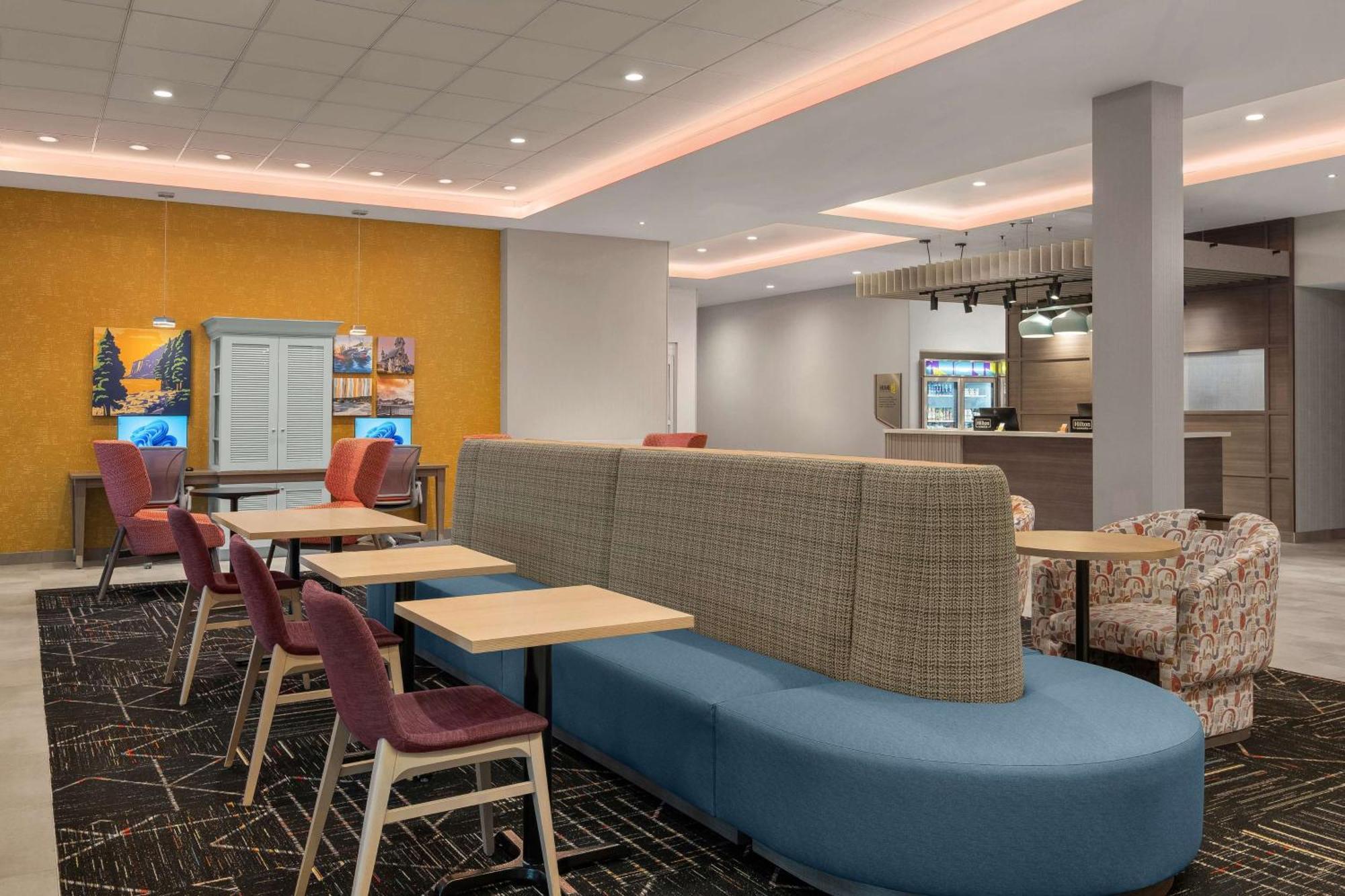 Home2 Suites By Hilton Юрика Экстерьер фото